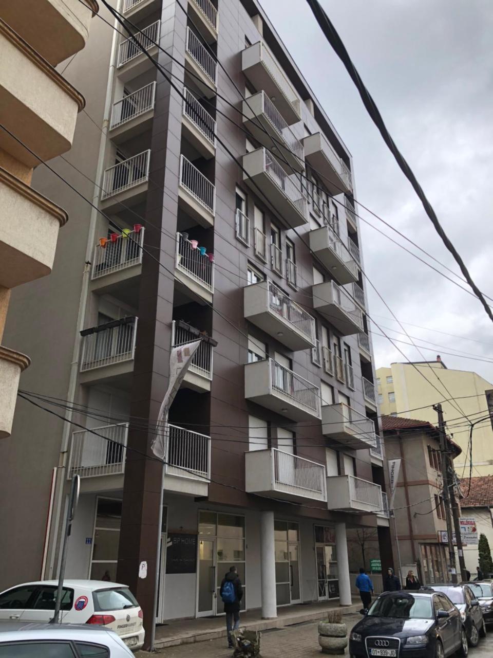 Apartment Prishtina Pristina Exteriör bild