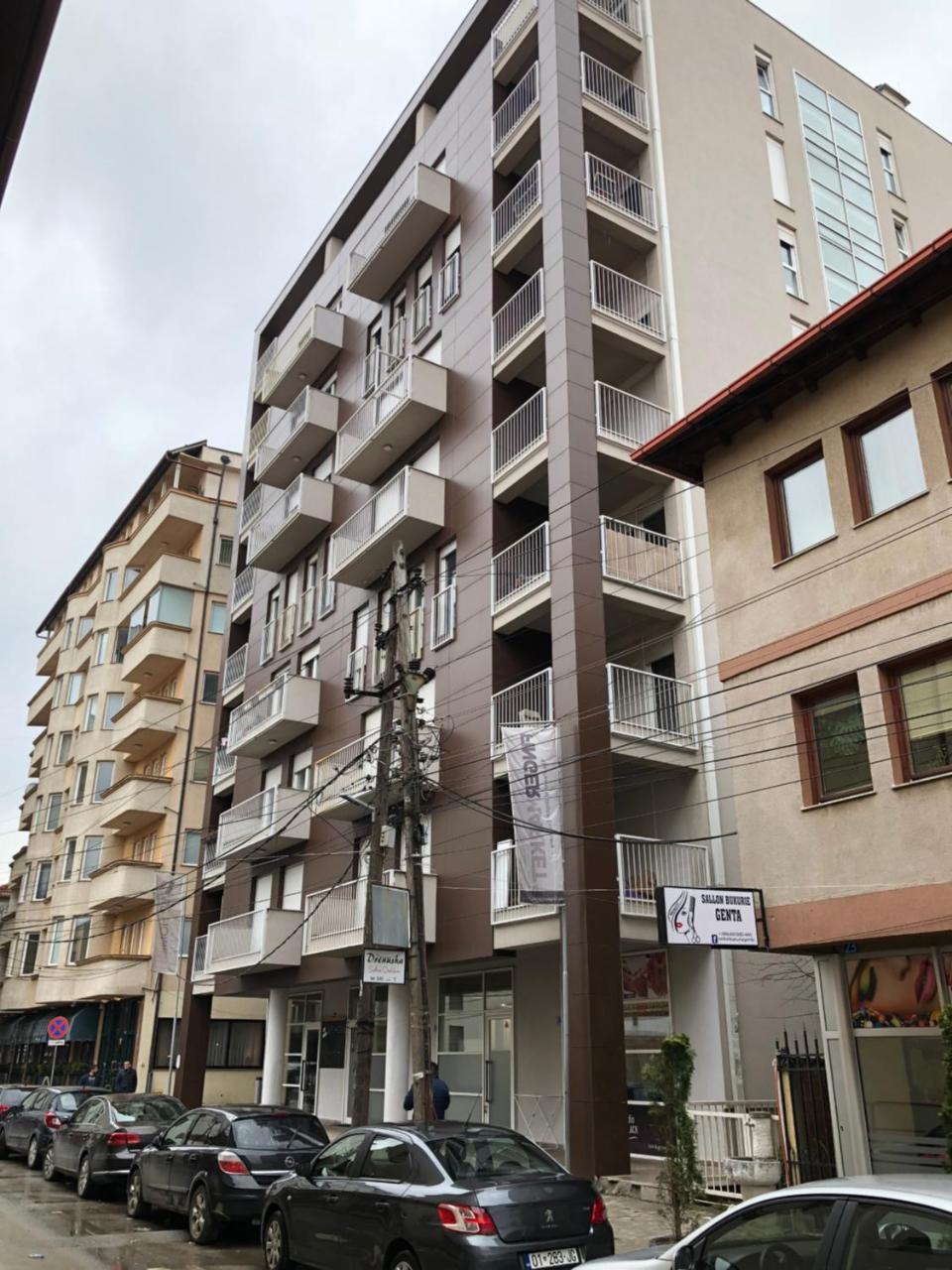 Apartment Prishtina Pristina Exteriör bild